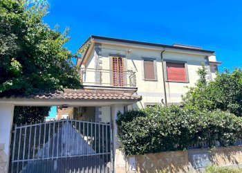 Foto 1 - Quadrilocale via Ciaravolo
 
35, Fiumicino - foto 1