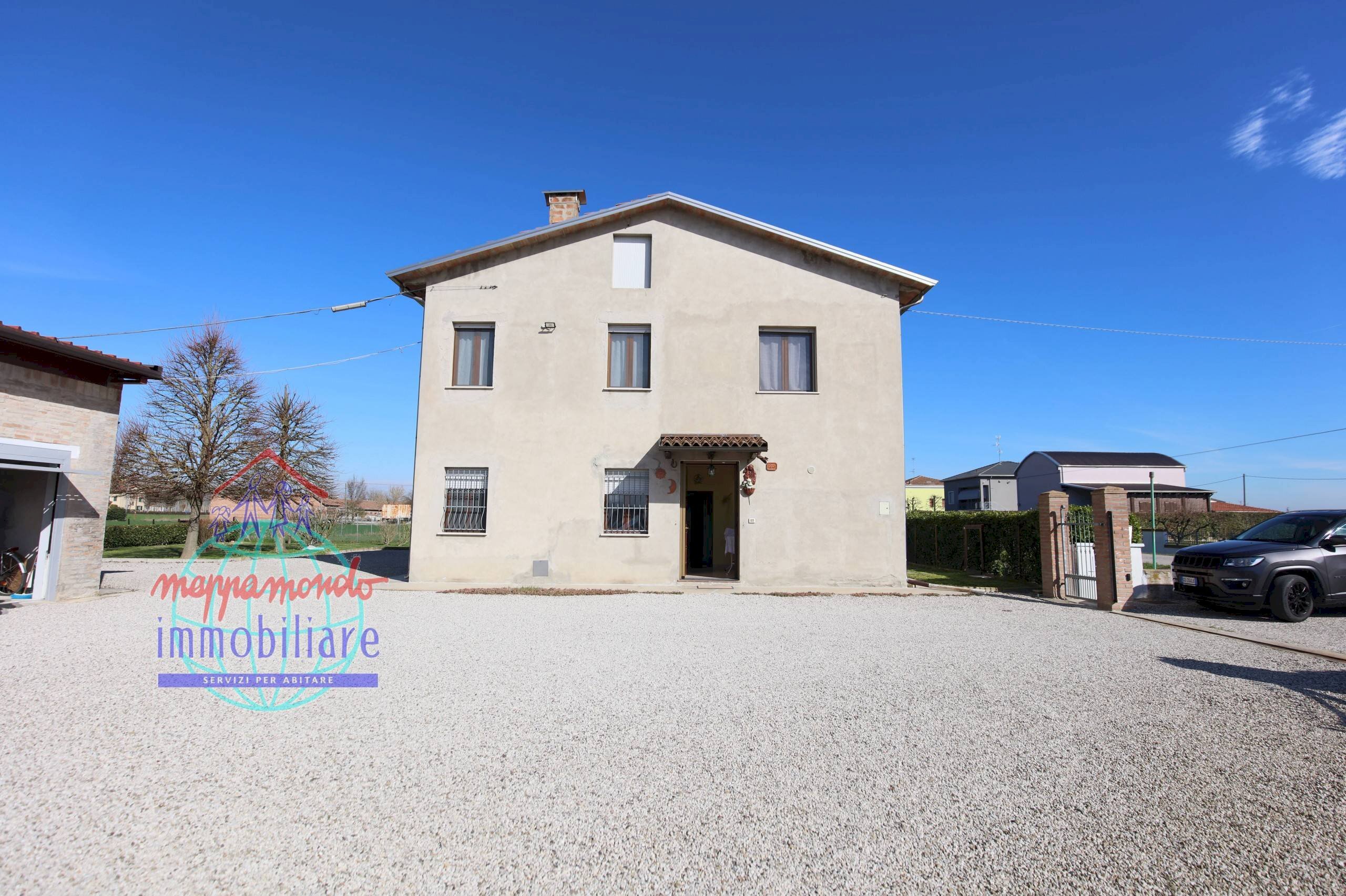Foto 1 - Villa VIA MAESTRA GRANDE
 
25, Cento - photo 1
