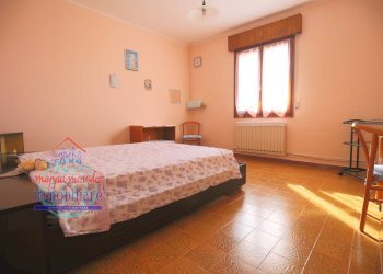 Foto 12 - Villa VIA MAESTRA GRANDE
 
25, Cento - photo 12