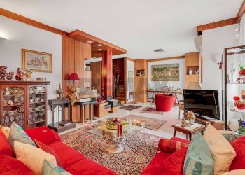 Soggiorno - Attico Via Santa Margherita
 
53, Cologno Monzese - foto 5