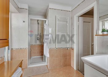 Bagno - Attico Via Santa Margherita
 
53, Cologno Monzese - foto 28