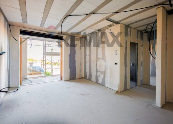 Parcheggio - Two-room apartment Via Durazzo Angolo Via Crocifisso
 
snc, Giovinazzo - photo 11