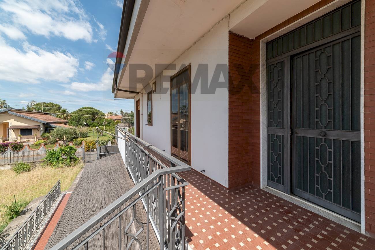 Balcone - Trilocale Via Risorgimento
 
3, Mascalucia - foto 1
