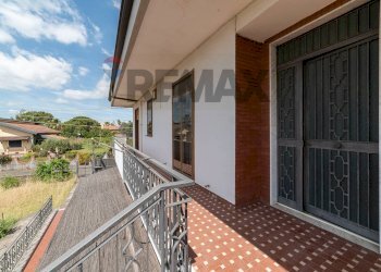 Balcone - Trilocale Via Risorgimento
 
3, Mascalucia - foto 1