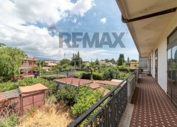 Balcone - Trilocale Via Risorgimento
 
3, Mascalucia - foto 28