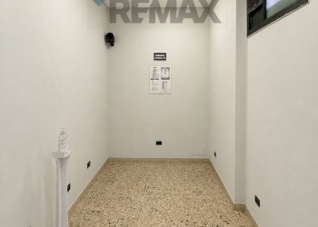 Stanza vuota - Two-room apartment PIAZZA EUROPA
 
18, Acireale - photo 5