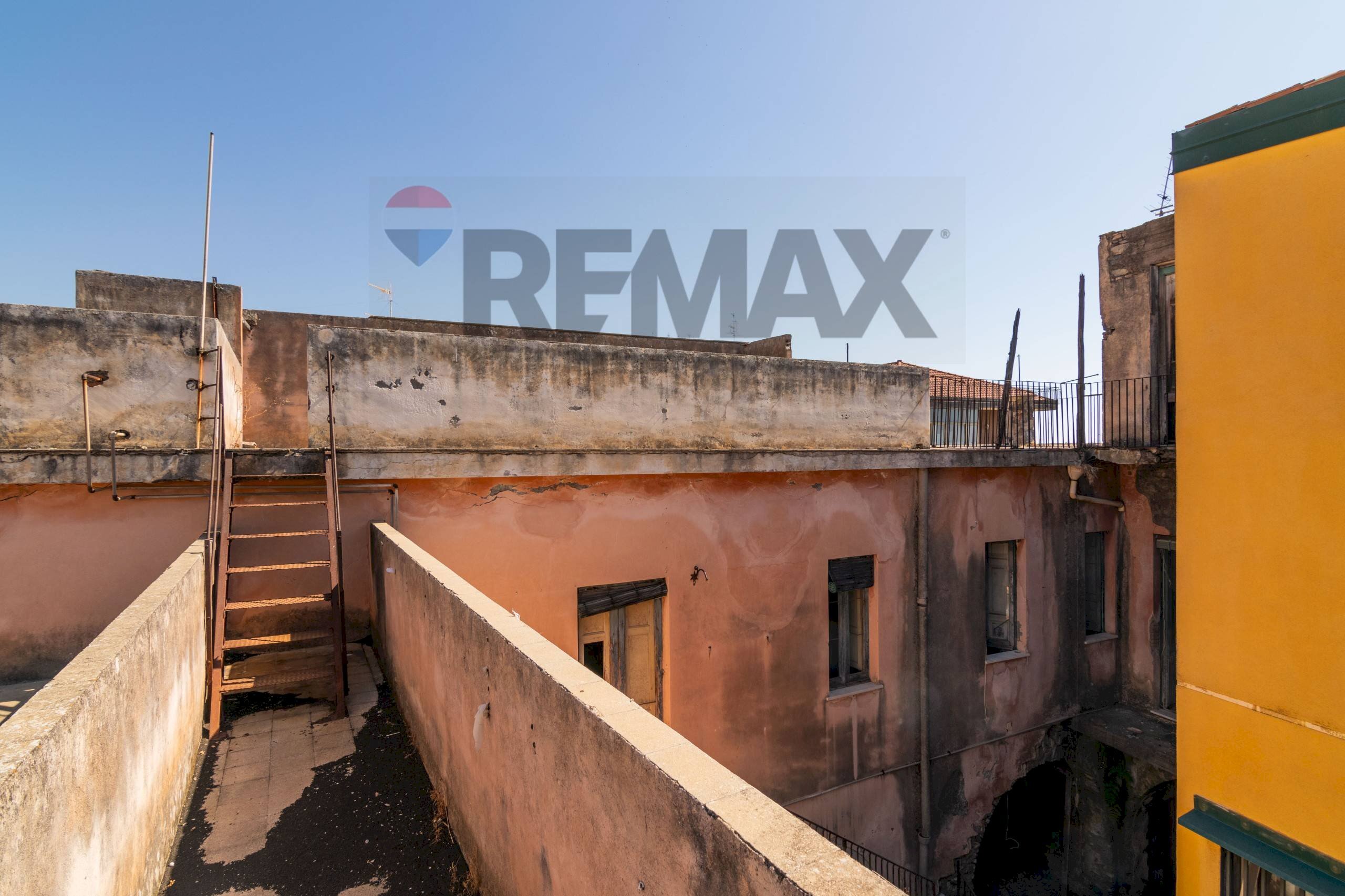Edificio all\'aperto - Three-room apartment Via Gangi
60, Acireale - photo 3