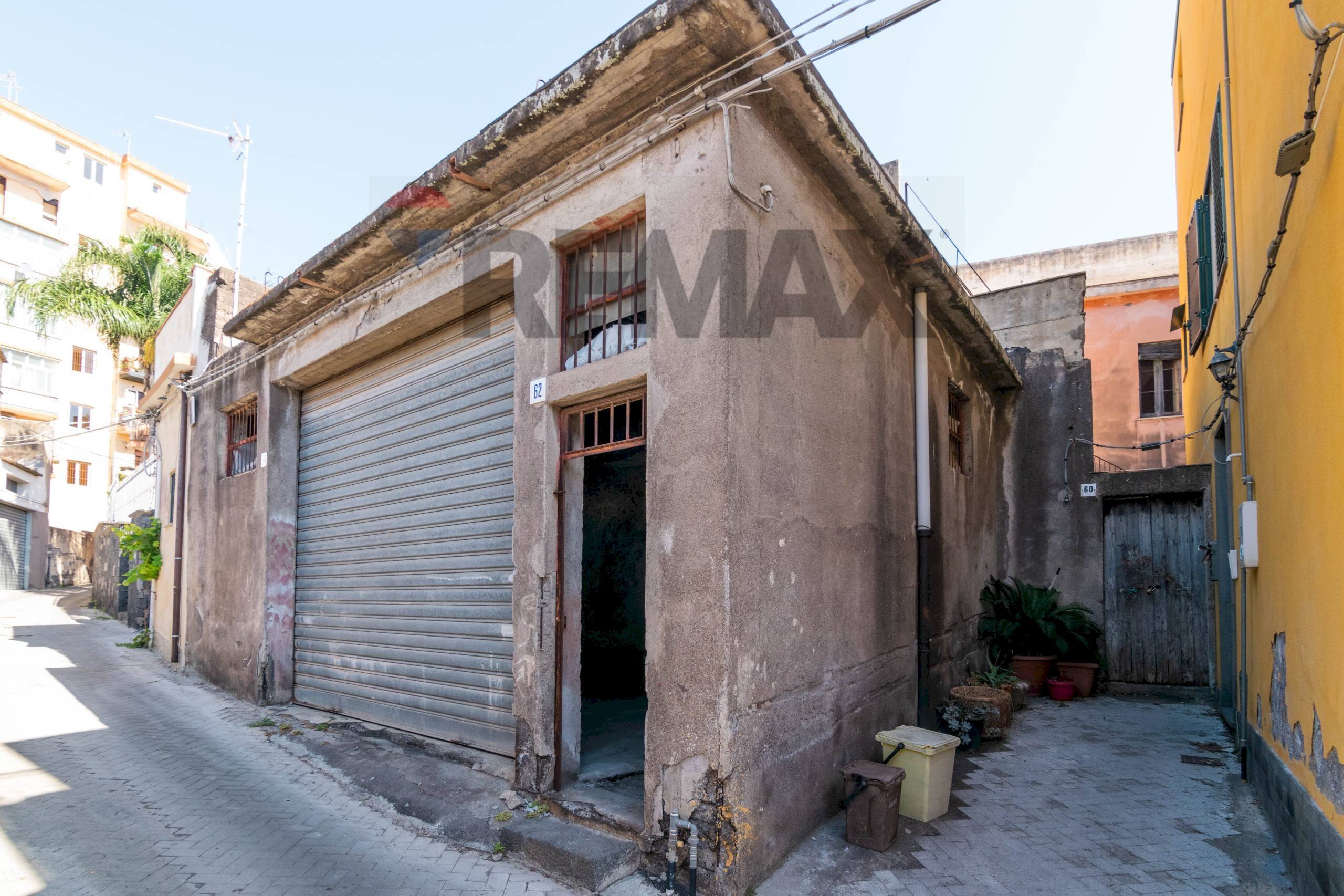 Edificio all\'aperto - Quadrilocale Via Gangi
60, Acireale - foto 3