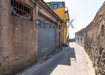 Edificio all\'aperto - Quadrilocale Via Gangi
 
60, Acireale - foto 4