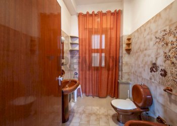 Bagno - Appartamento Via Lombardia
 
26, Nicolosi - foto 12
