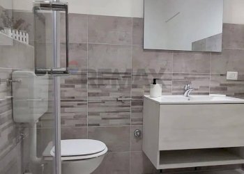 Bagno - Attività Commerciale Via Sisto
52, Catania - foto 5