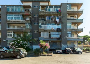 Edificio all\'aperto - Trilocale Via Delle Robinie
 
4, Catania - foto 26