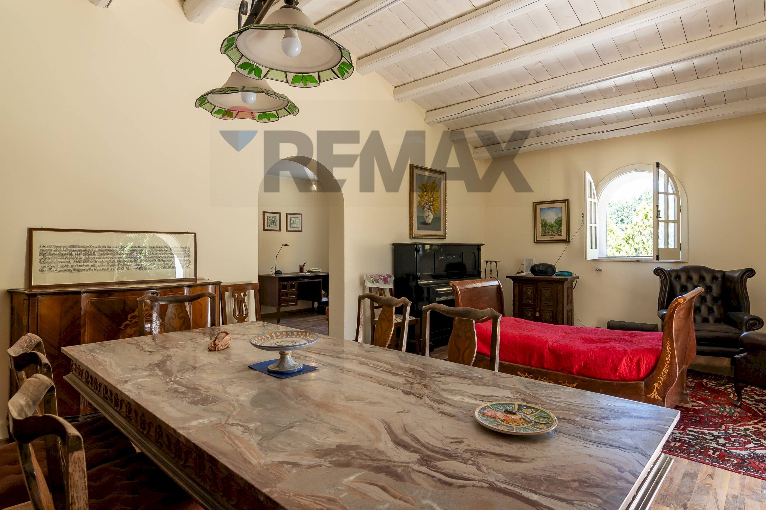 Sala da pranzo - Villa Via Fisicara
74, Caltagirone - photo 3