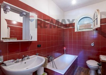 Bagno - Villa Via Fisicara
 
74, Caltagirone - photo 9
