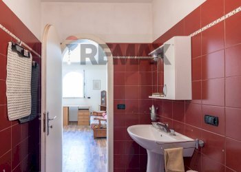 Bagno - Villa Via Fisicara
 
74, Caltagirone - photo 10