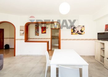 Sala da pranzo - Appartamento Viale Della Regione
 
39, Motta Sant'Anastasia - foto 8