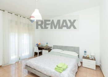 Camera / camera da letto - Appartamento Viale Della Regione
 
39, Motta Sant'Anastasia - foto 29