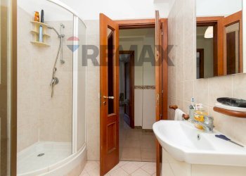 Bagno - Appartamento Viale Della Regione
 
39, Motta Sant'Anastasia - foto 34