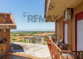 Balcone - Appartamento Viale Della Regione
 
39, Motta Sant'Anastasia - foto 44