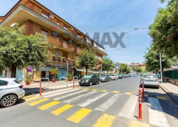 Edificio all\'aperto - Appartamento Viale Della Regione
 
39, Motta Sant'Anastasia - foto 51