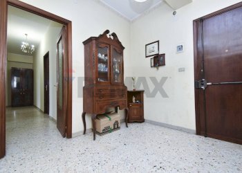 Hall / corridoio - Trilocale Via Francesco Cilea
 
3, San Giovanni la Punta - foto 5