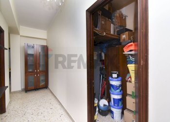 Hall / corridoio - Trilocale Via Francesco Cilea
 
3, San Giovanni la Punta - foto 15