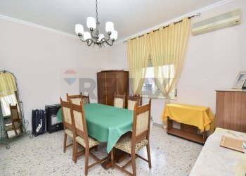 Sala da pranzo - Trilocale Via Francesco Cilea
 
3, San Giovanni la Punta - foto 25
