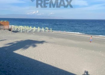 Vista dell\'acqua - Trilocale via regina margherita
 
627, Santa Teresa di Riva - foto 26