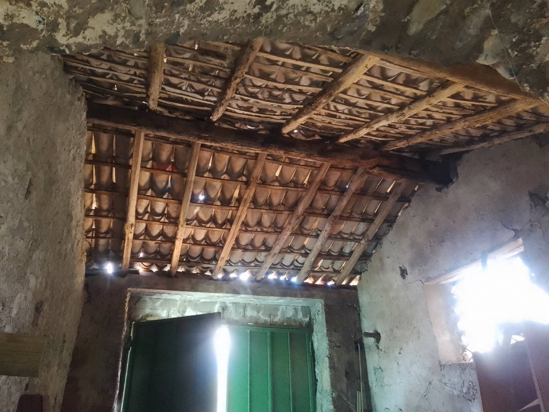 Cantina - Rustico via strada 8 Malpassoti
337, Riposto - foto 2
