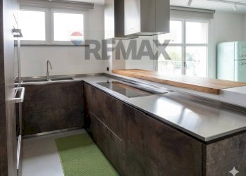 Cucina - Commercial Premises Via Caduti Di Marcinelle
11, Milano - photo 18