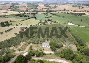 Posizione della mappa - Terreno agricolo Contrada Castelnuovo
1, Recanati - foto 6