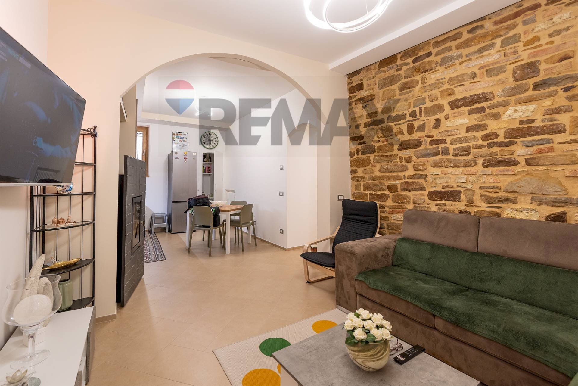 Sala da pranzo - Casa semi indipendente VIA CAVALIERI
 
4/A, Serra San Quirico - foto 2