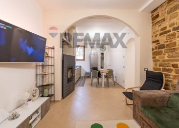 Sala da pranzo - Casa semi indipendente VIA CAVALIERI
 
4/A, Serra San Quirico - foto 4