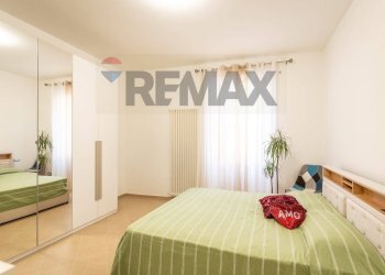 Camera / camera da letto - Semi-detached house VIA CAVALIERI
 
4/A, Serra San Quirico - photo 10