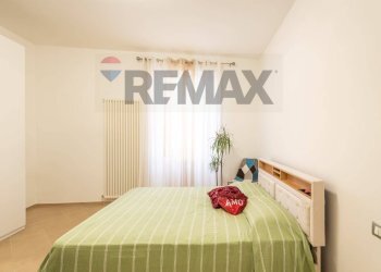 Camera / camera da letto - Semi-detached house VIA CAVALIERI
 
4/A, Serra San Quirico - photo 11