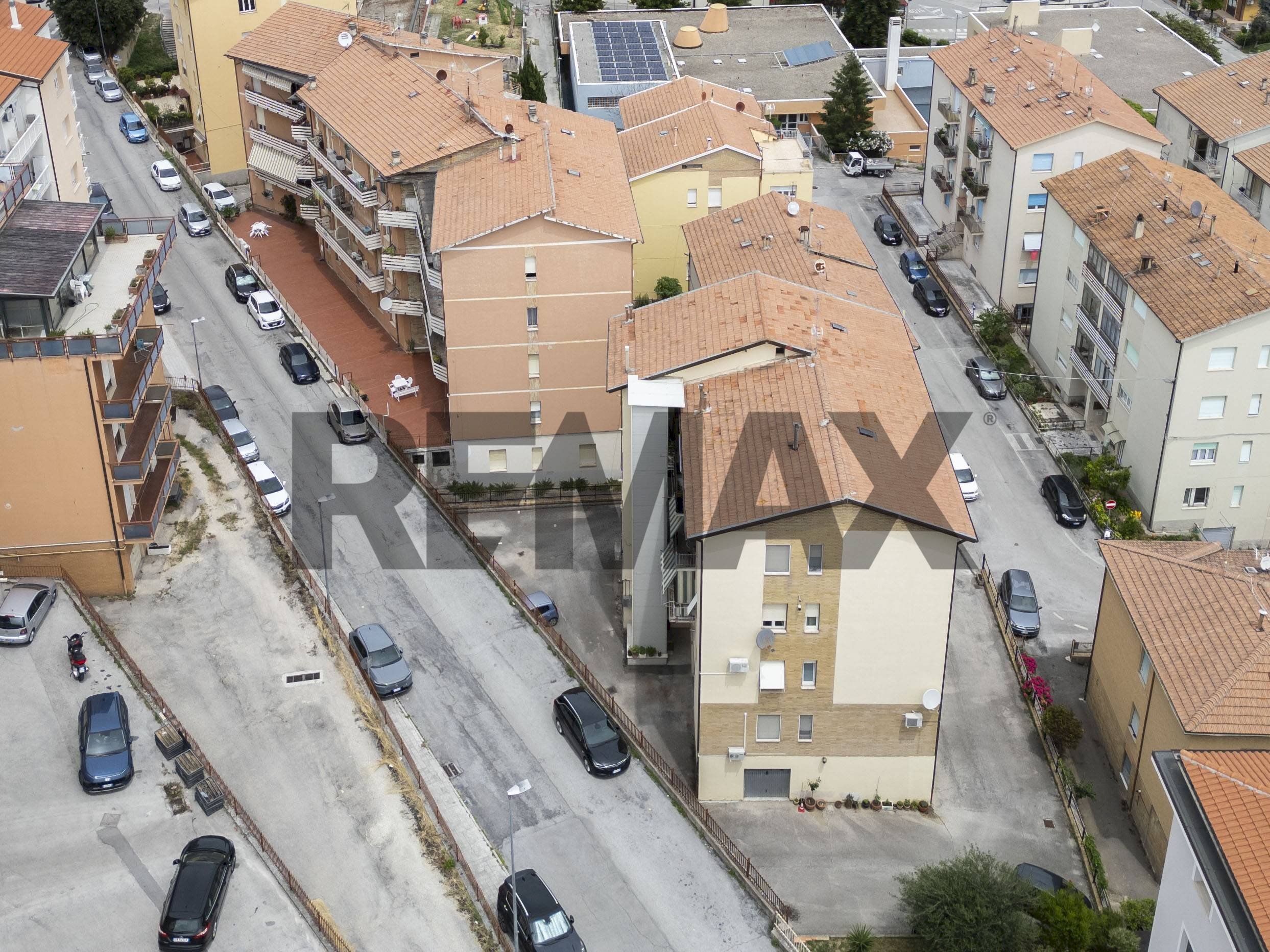 Edificio all\'aperto - Quadrilocale Via Bonacci Brunamonti
7, Recanati - foto 3