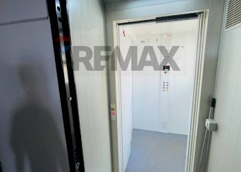 Hall / corridoio - Four-room apartment Via Bonacci Brunamonti
 
7, Recanati - photo 5