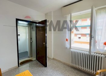 Stanza vuota - Four-room apartment Via Bonacci Brunamonti
 
7, Recanati - photo 7