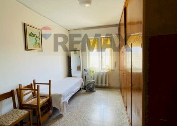 Camera / camera da letto - Four-room apartment Via Bonacci Brunamonti
 
7, Recanati - photo 21