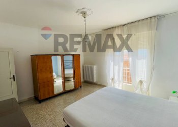 Camera / camera da letto - Four-room apartment Via Bonacci Brunamonti
 
7, Recanati - photo 25