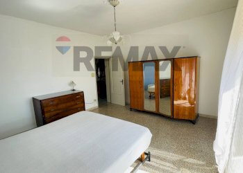 Camera / camera da letto - Four-room apartment Via Bonacci Brunamonti
 
7, Recanati - photo 26