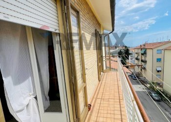 Balcone - Four-room apartment Via Bonacci Brunamonti
 
7, Recanati - photo 28