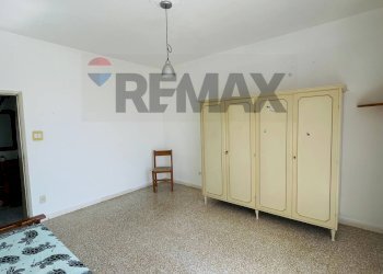 Camera / camera da letto - Four-room apartment Via Bonacci Brunamonti
 
7, Recanati - photo 32