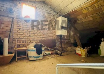 Dispensa di stoccaggio - Four-room apartment Via Bonacci Brunamonti
 
7, Recanati - photo 37