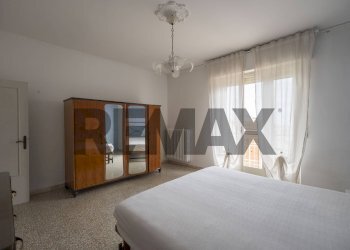 Camera / camera da letto - Quadrilocale Via Bonacci Brunamonti
 
7, Recanati - foto 14
