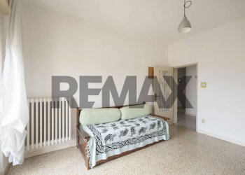 Camera / camera da letto - Quadrilocale Via Bonacci Brunamonti
 
7, Recanati - foto 24