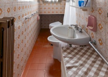 Bagno - Appartamento Viale Trieste
 
6, Jesi - foto 16
