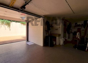 garage - Villa Via Delle Pinete Loc. Staffoli
 
18, Castelfranco di Sotto - foto 33