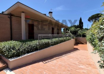 esterno - Villa Via Delle Pinete Loc. Staffoli
 
18, Castelfranco di Sotto - foto 36