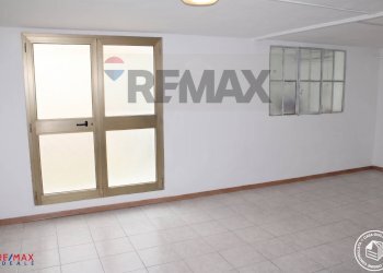 Camera - Semi-detached house Via  G. Matteotti
 
69, Capraia e Limite - photo 8